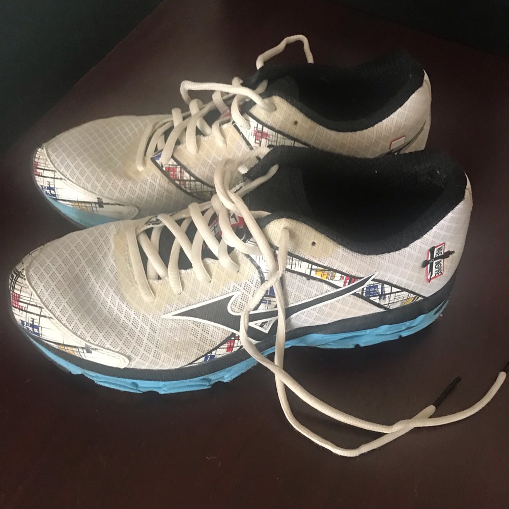 Mizuno Wave Inspire 10